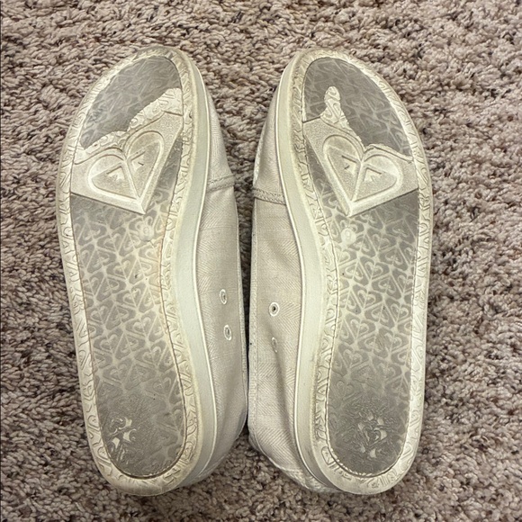 Roxy Shoes - Picture 3 of 4